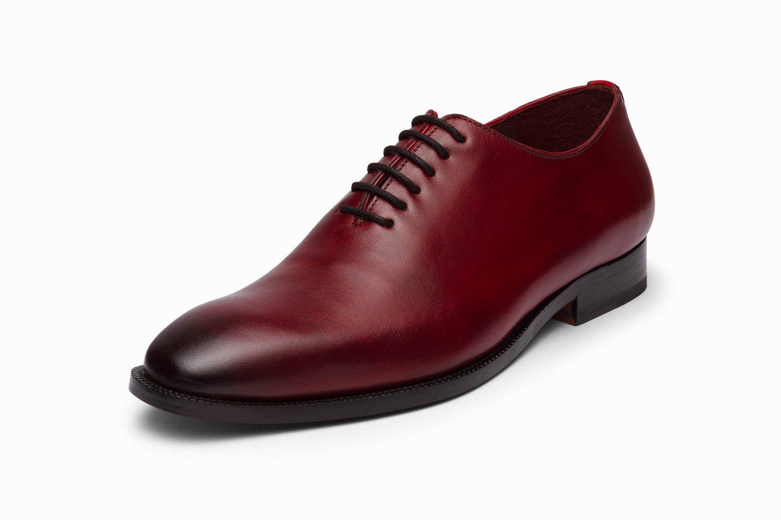 The oxblood leather oxford in detail