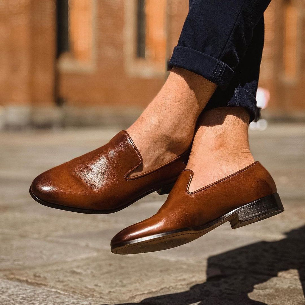 The cognac leather loafer in detail