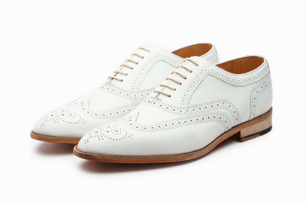 White leather oxford viewed in full